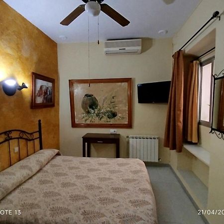 Hostal Manolo El Puerto de Santa Maria Room photo